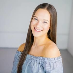 Meet your Posher, Claire